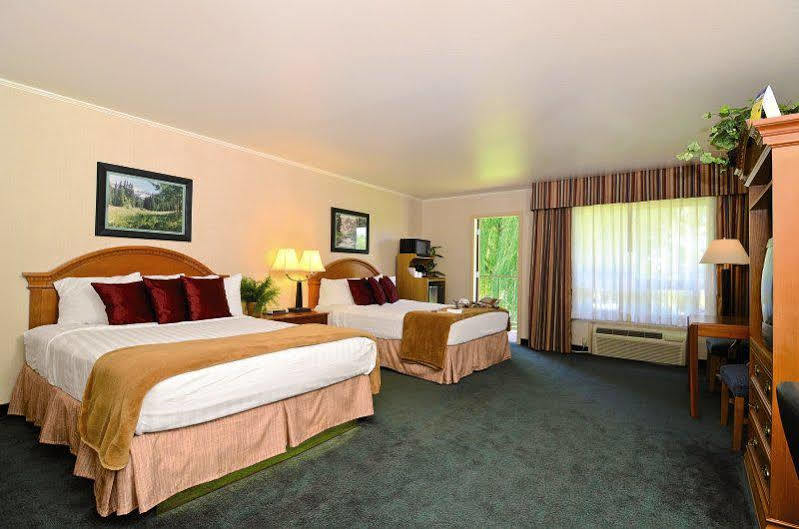 Red Arrow Inn & Suites, A Travelodge By Wyndham Montrose Zewnętrze zdjęcie